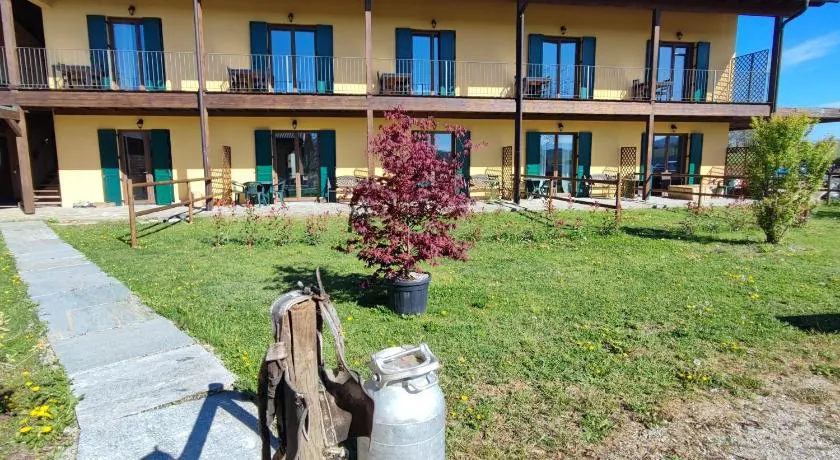 Casale del Valla Agri B&B Naturista - Image 1