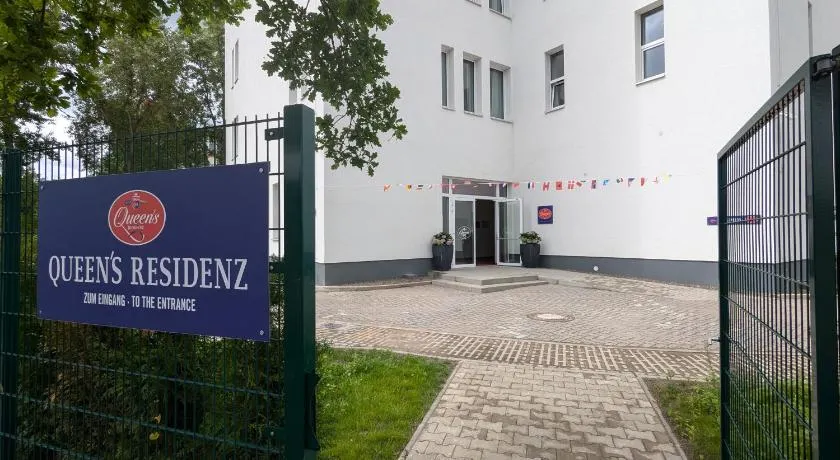 Queens Residenz - Image 1