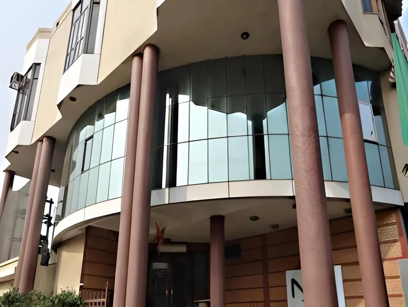 Hotel Sarthi - Image 1