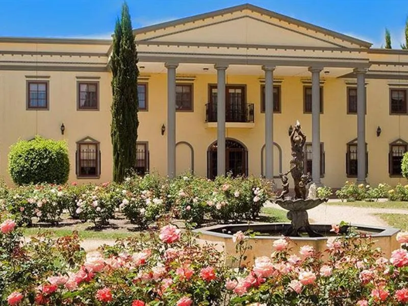 The Residence at Barossa Chateau - Image 1