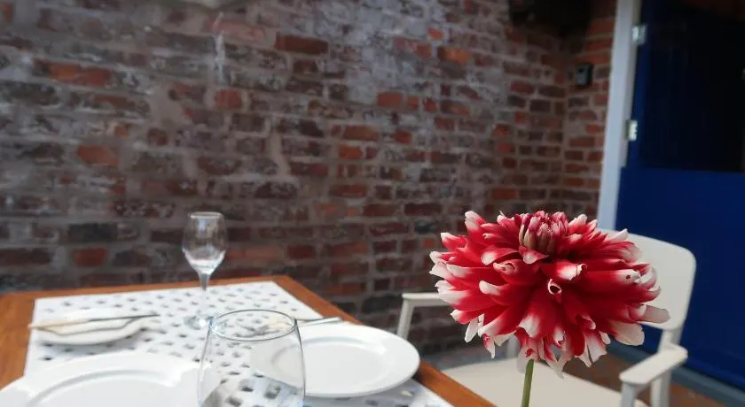 The Old Pantry at Hill Farm - Image 1