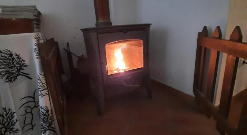 CASA con SIERRA Y PORTUGAL - Image 1