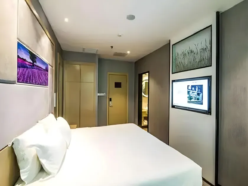 Zmax Hotel·Yantai Shimao Binhai Plaza - Image 1