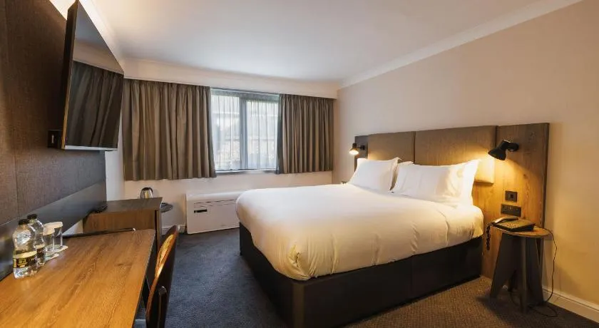 Holiday Inn Newcastle South by IHG - Image 1