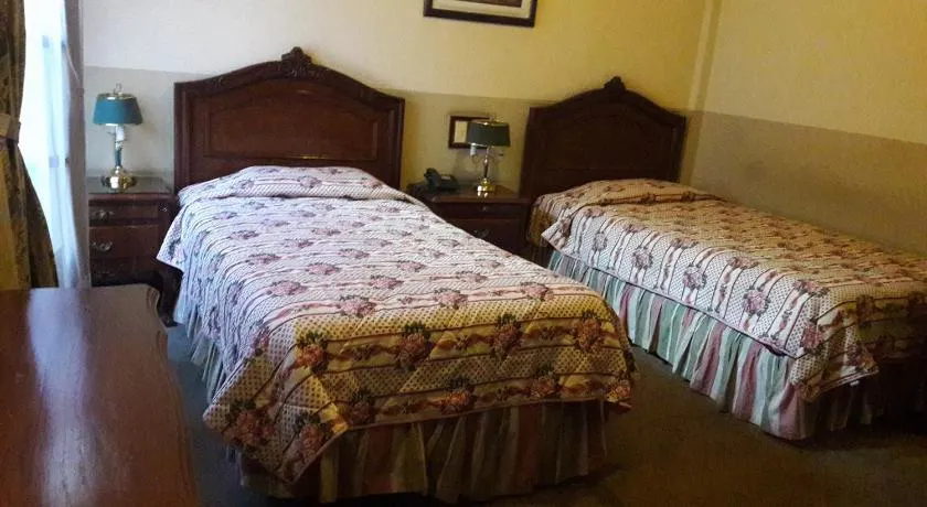 Hotel Premier - Image 1
