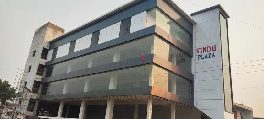 Super Hotel O Hotel The Vindh - Image 1