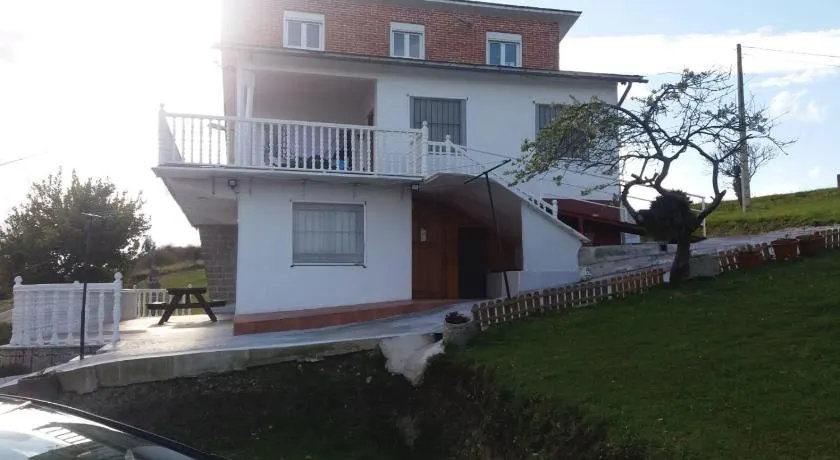 Apartamentos Santillán - Image 1