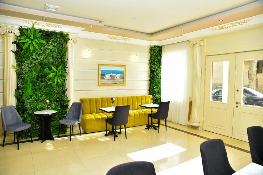 Karat Inn Boutique Hotel - Image 1