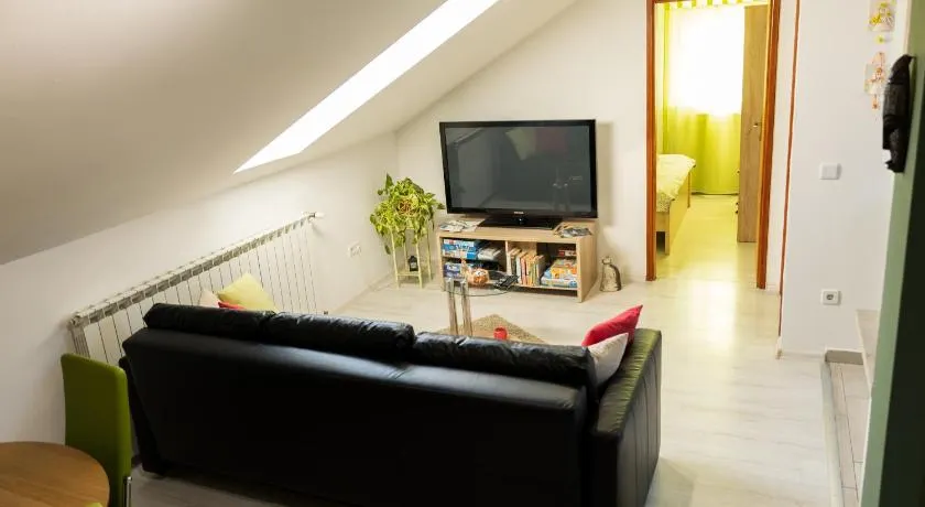 Sunny day apartments - Image 1