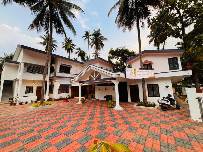 Udupi Temple Inn - Image 1