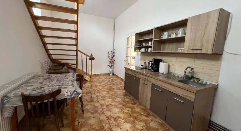 Casa LINDA - Image 1
