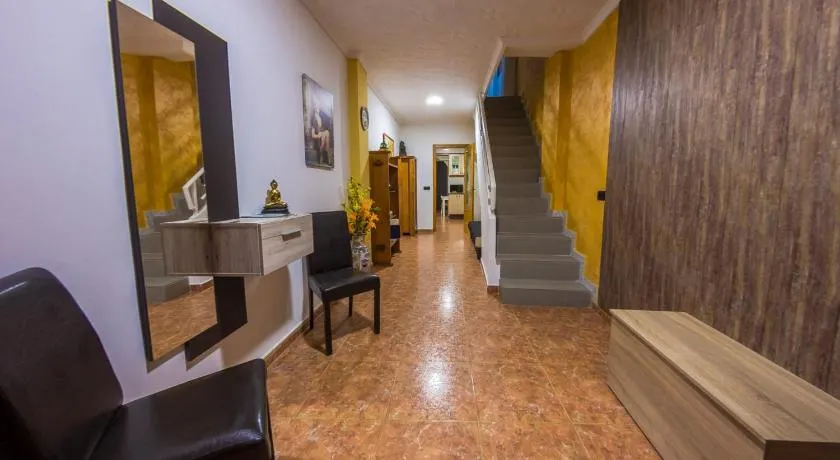 Casa Pueblo Alzira No Compartida - Image 1