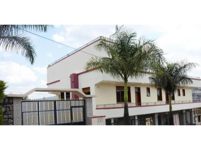 Macchiato Suites Boutique Hotel - Image 1