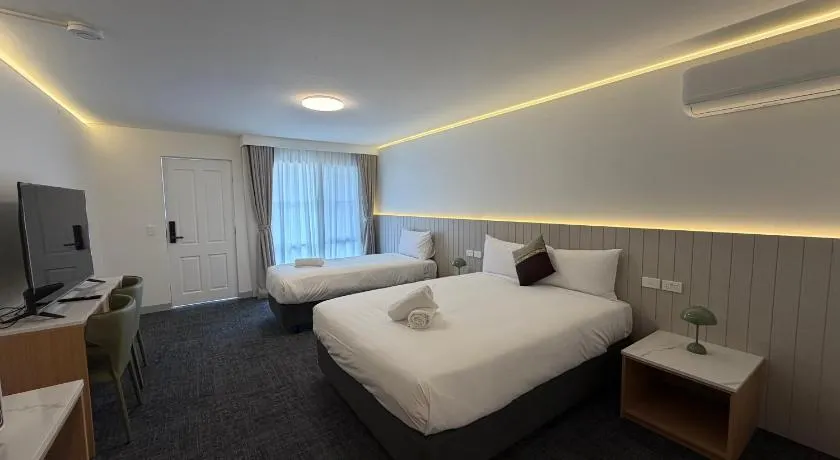 Frankston Bay Motel - Image 1