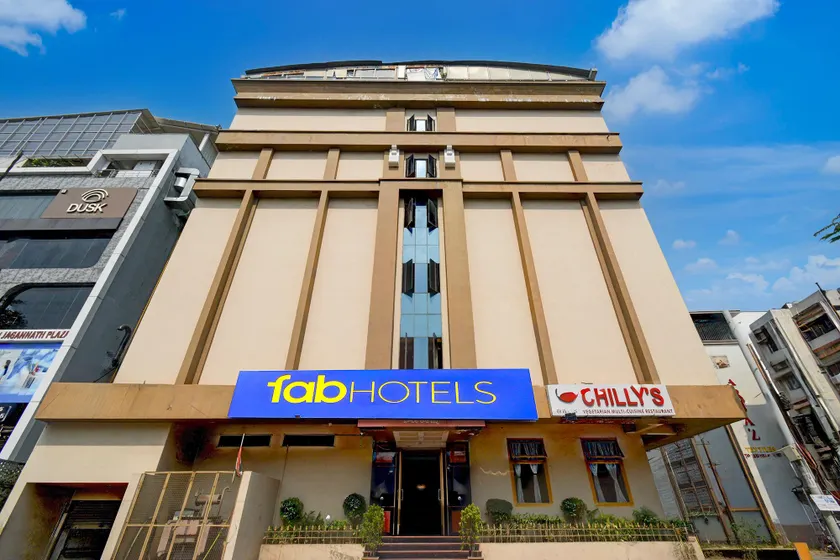 FabHotel Raj Inn - Image 1