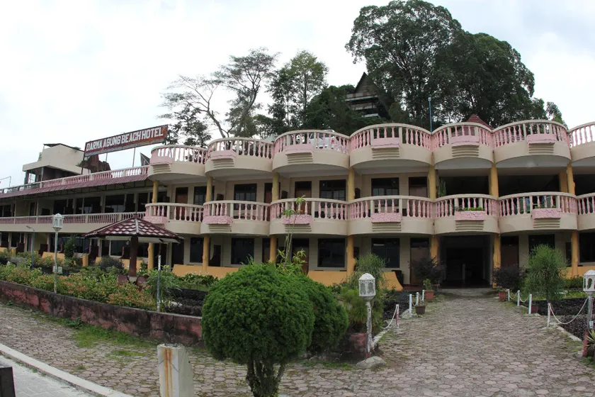 Darma Agung Beach Hotel Parapat - Image 1