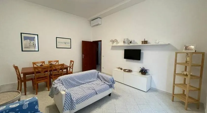 A due passi dal Mare - Image 1