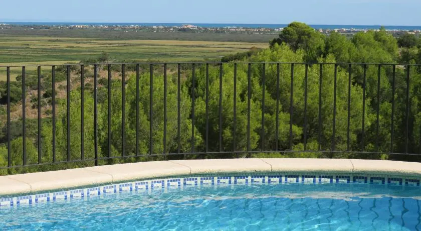Maison avec logement indépendant, piscine privée et vue mer - Image 1