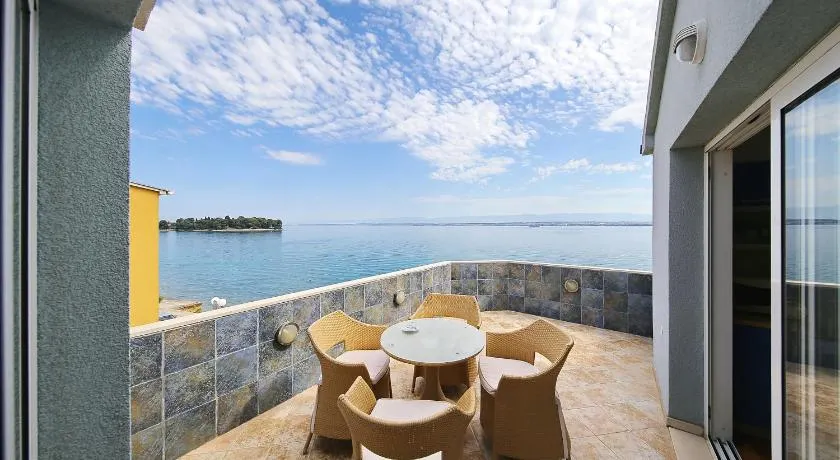 Punta Preko Apartments - Image 1