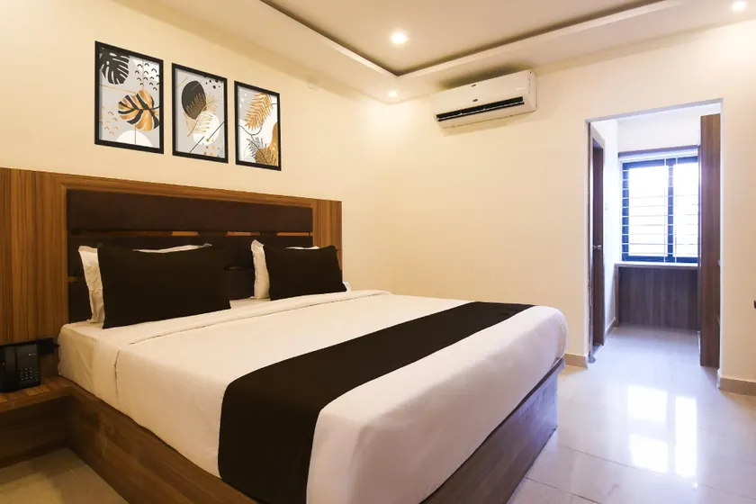 Collection O HI Skyline Hotels - Image 1