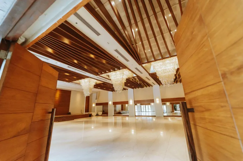 Sugarland Hotel - Image 1
