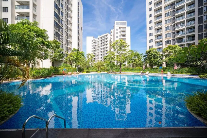 Little Yellow Duck Wellness Residence - Image 1