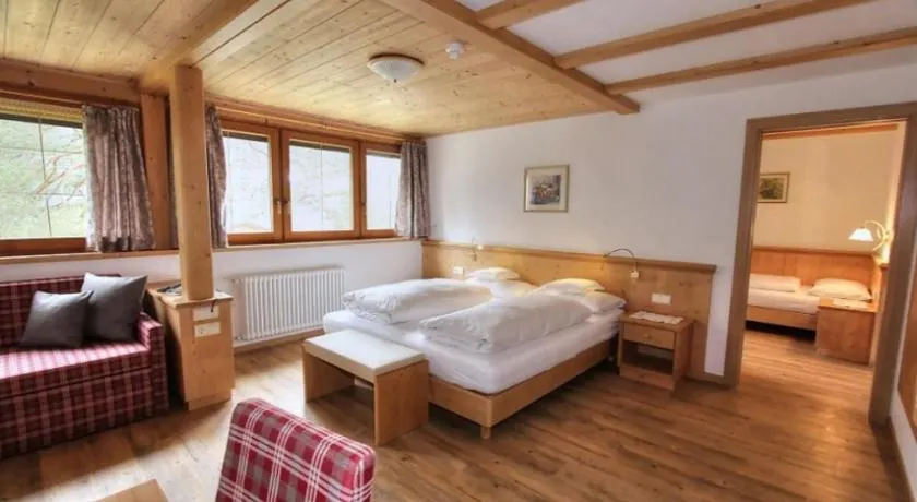 Hotel Resa Blancia - Image 1