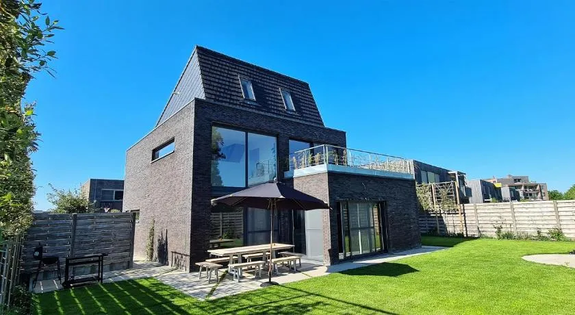 Residence 5 - Image 1