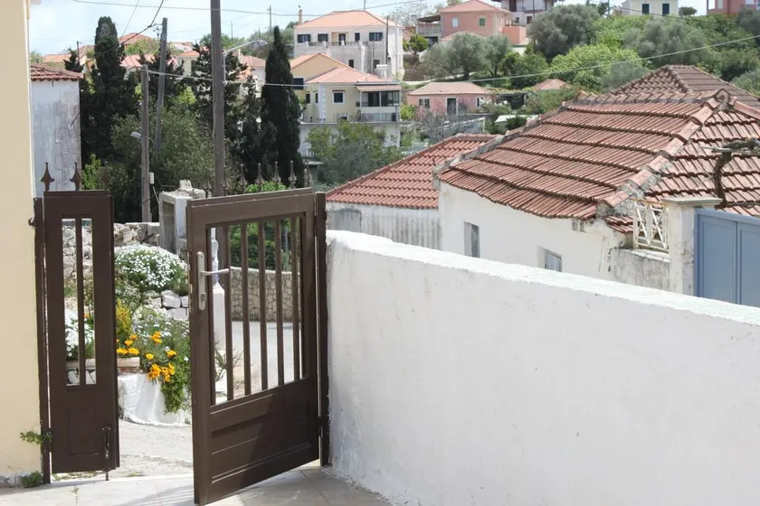 Antonis Traditional House - Image 1
