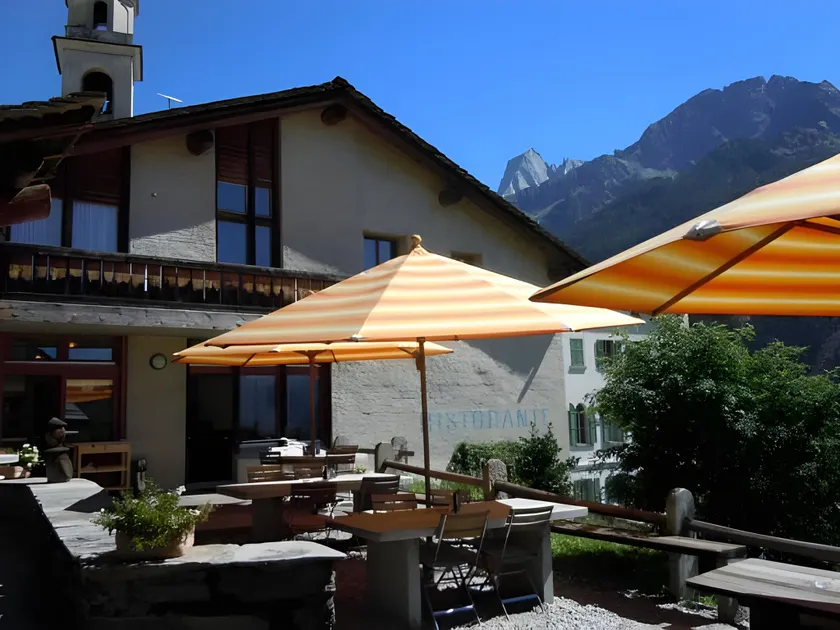 Hotel Stüa Granda - Image 1