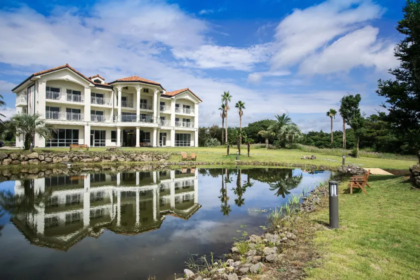 Seogwipo Okra Resort - Image 1