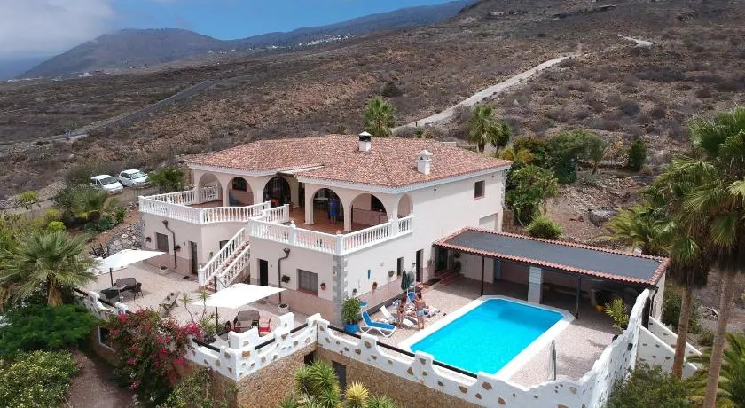 CASANTILVIA heated pool paradise - Image 1