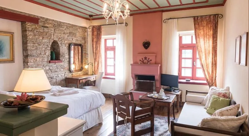 Cozy double room with fireplace - Image 1