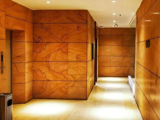 Dalian Rongyueting Hotel (Xi'an Road) - Image 1