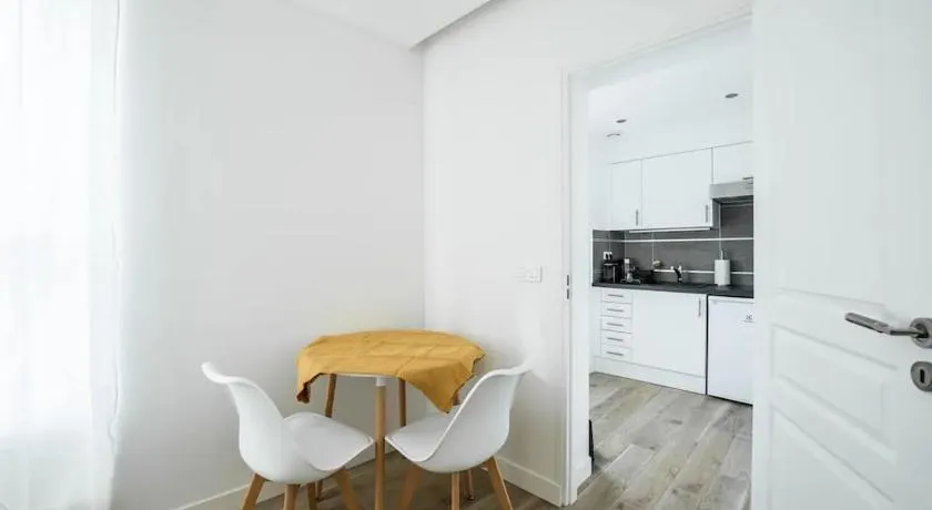 Appartement moderne & cosy Suresnes - Image 1