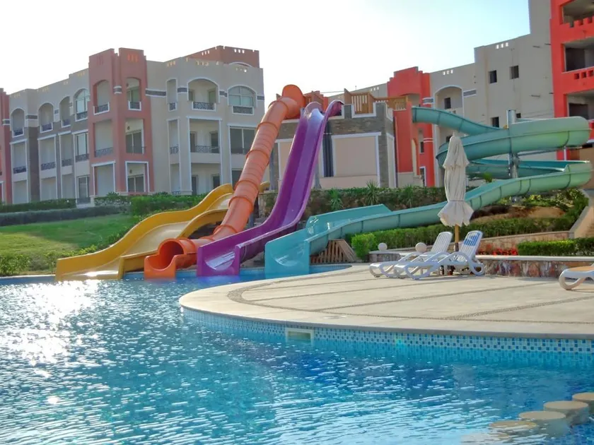 Oyster Bay Beach Suites - Image 1