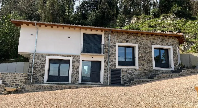 Apartamentos Rurales El Solsuco Casa MariaCarlos - Image 1