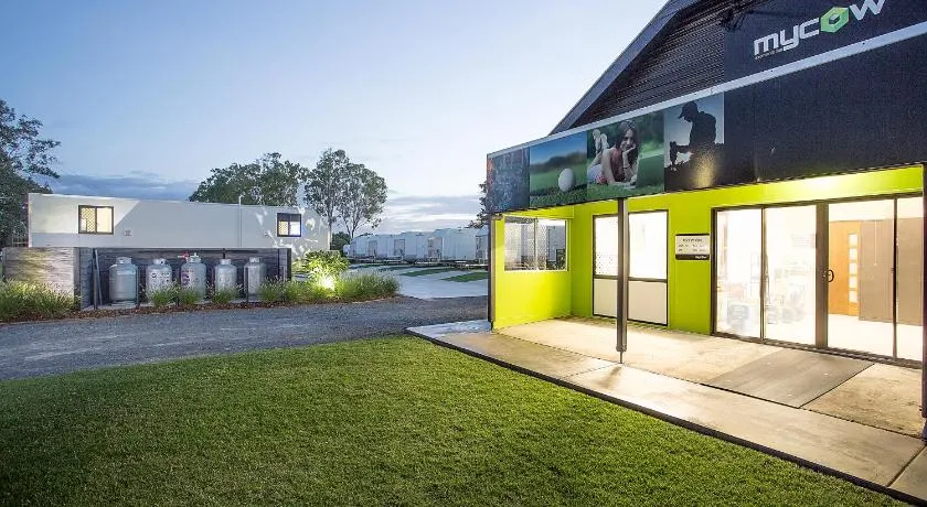 Mycow Accommodation Mackay - Image 1