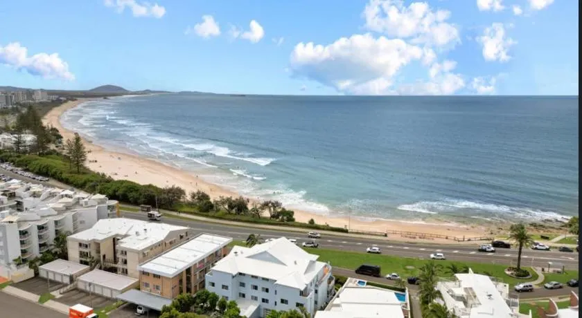 Alex Beach Apartment - Image 1