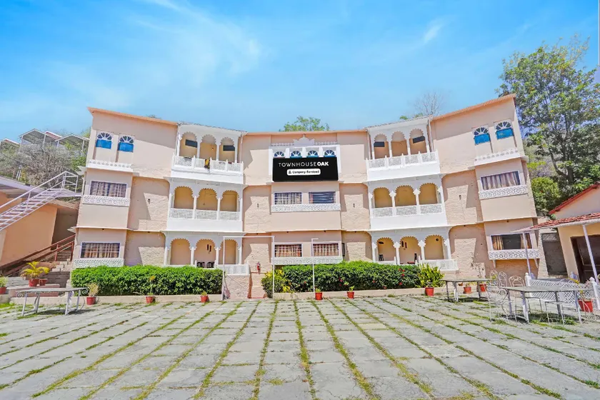 Townhouse Oak Kumbhalgarh Forest View Formerly Kumbhal Castle - Image 1