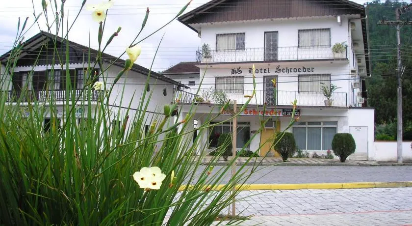 Hotel Schroeder - Image 1