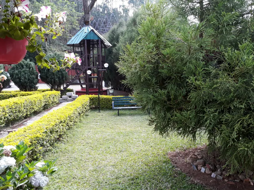 GOLDEN GREEN RESORT WITH Pool - Image 1