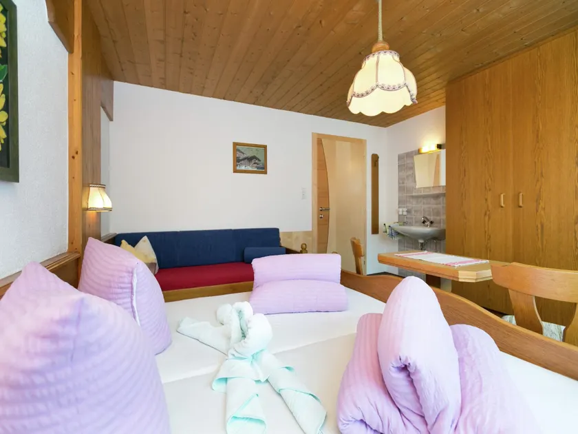 Apartment in Ski Paradise near Trails - Image 1