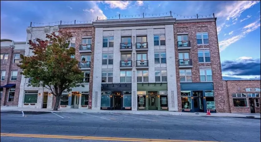 Historic Main Street Hotel - Image 1