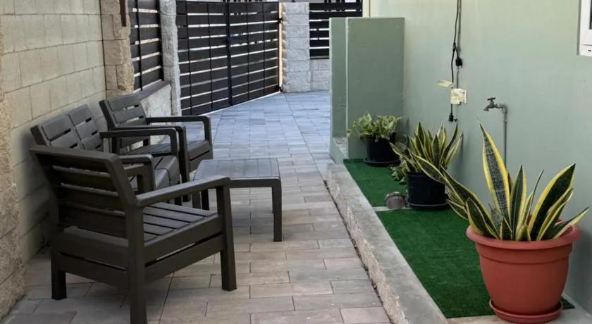Apartment Ale - Image 1