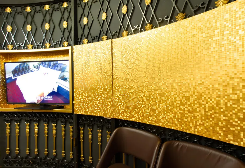 Best Hotel - Image 1