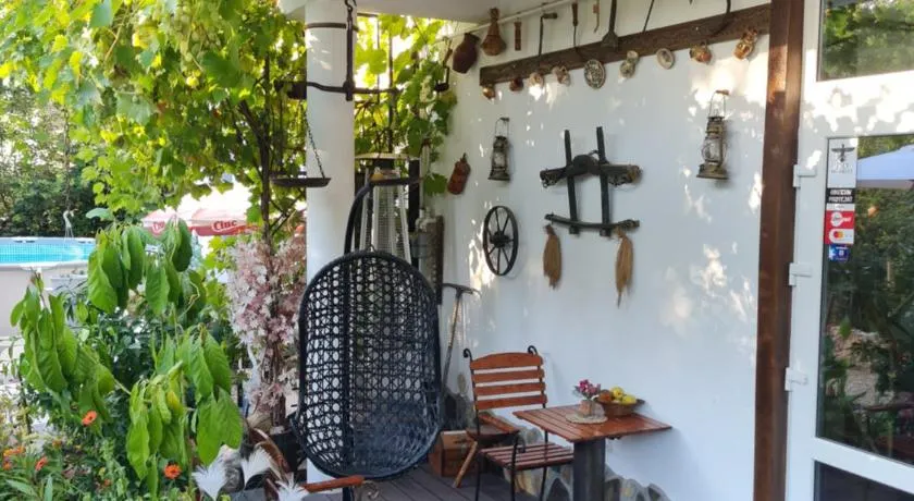 CASA ARYAN - Image 1
