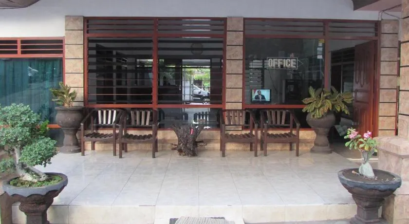 Hotel Singasari - Image 1