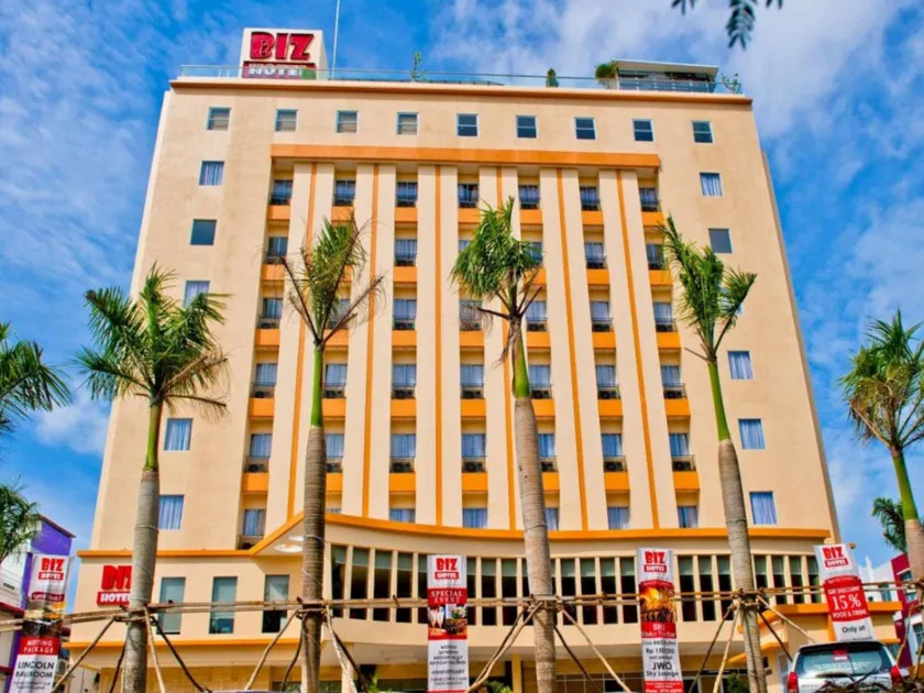 Biz Hotel Batam - Image 1