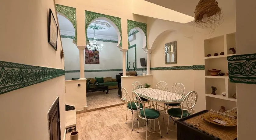Dar Tariq 3 suites avec pisicine - Image 1